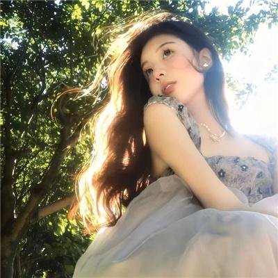 抓住稻草的野兽